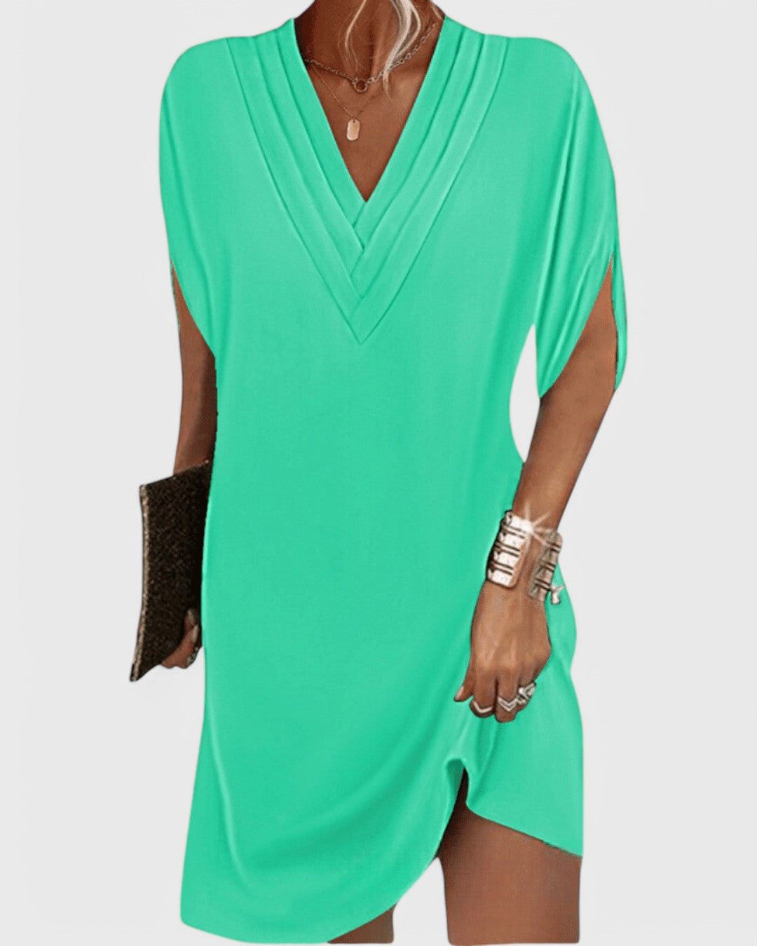 Isla™ Elegant flattering dress