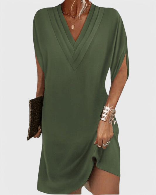 Isla™ Elegant flattering dress