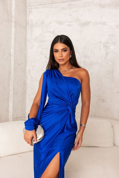 Clarisse™ Refined Luxe Maxi Dress