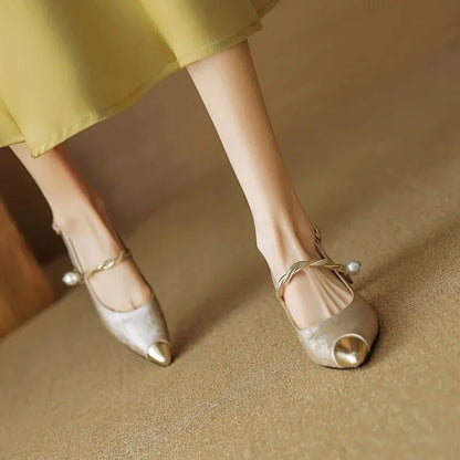 Carol™ Classic Kitten Heels
